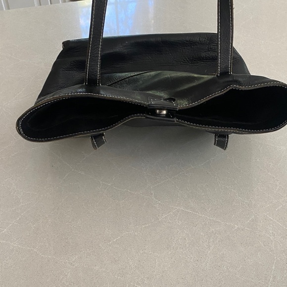 Danier Black 100% Genuine Leather Tote Bag - Picture 9 of 13